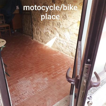 Guest House Edera Сан Джиминяно Екстериор снимка